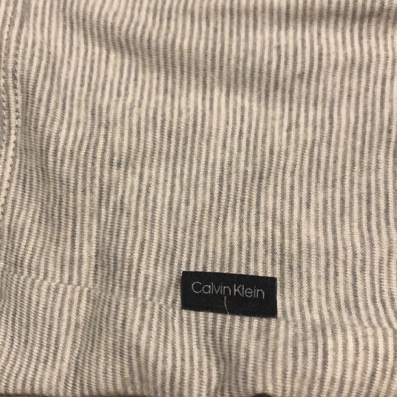 NWOT- Men’s Calvin Klein Tee - Large - Picture 3 of 3